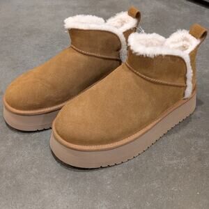 UGG Koolaburra Mini Platform Boots Size 8 UGG Ultra Mini Chestnut Brown